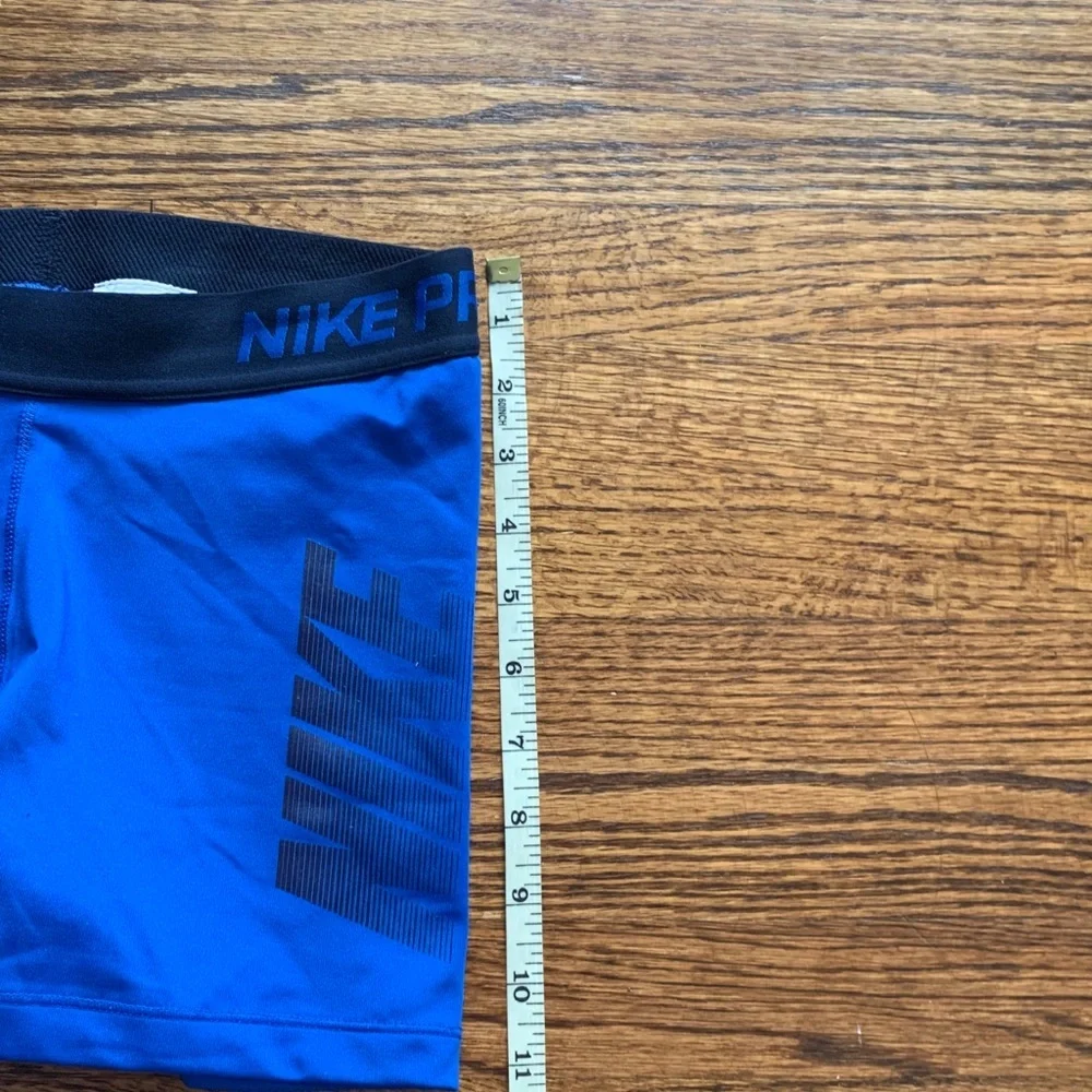 Nike shorts - Picture 5 of 5